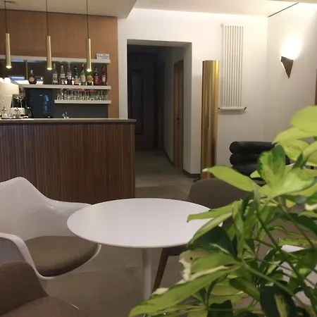 Cityhotel Cristina מלון 3*