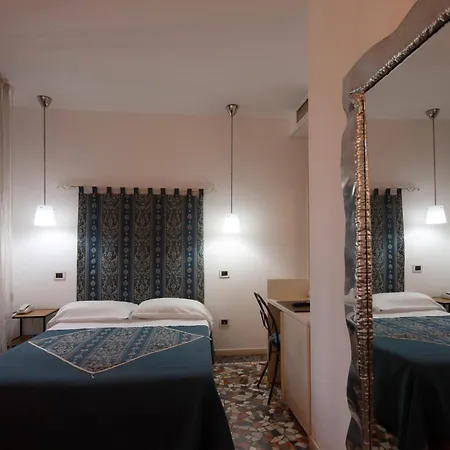 Отель Cityhotel Cristina