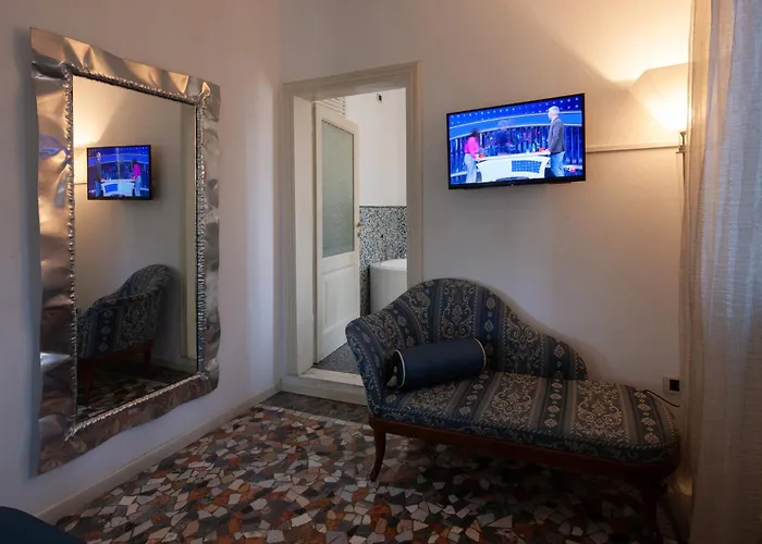 Отель Cityhotel Cristina 3*
