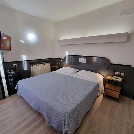 Cityhotel Cristina 3*