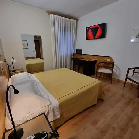 Hotel Cityhotel Cristina 3*