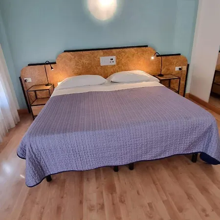 Cityhotel Cristina 3*