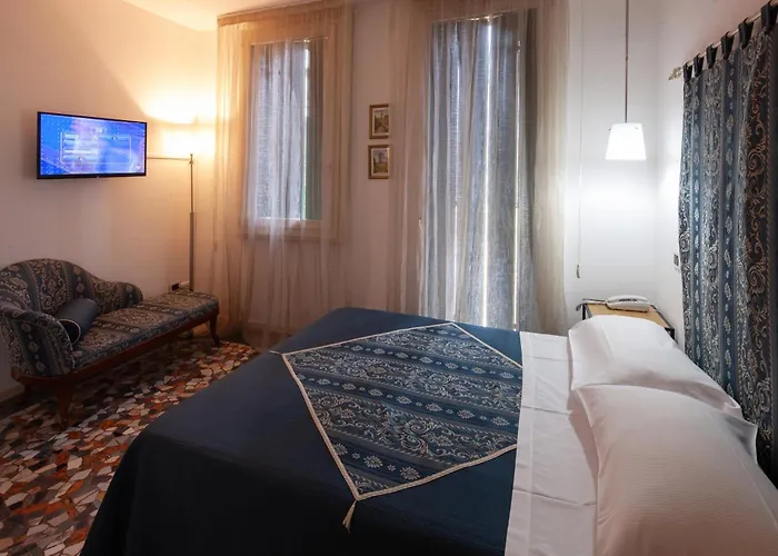 Cityhotel Cristina Hotel